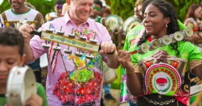 Brandão recebe escolas de samba e anuncia ensaios na Madre Deus em 2025