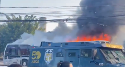 URGENTE: Veja momento que avião cai e explode em avenida de São Paulo