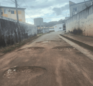 Itinerário de ônibus, rua do Jardim Eldorado está cortada e representa risco à comunidade