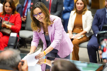 Deputada Dra. Vivianne é empossada procuradora da Mulher da Assembleia