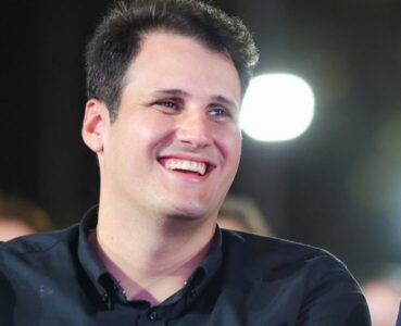 Nova pesquisa aponta avanço de Orleans Brandão que já aparece em segundo na disputa para o governo do Estado