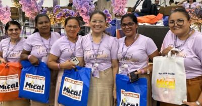 A deputada estadual Mical Damasceno (PSD), representante da Igreja Evangélica Assembleia de Deus na Assembleia Legislativa do Maranhão, marcou presença no 41° Congresso Estadual de Missionárias e Dirigentes de Círculo de Oração, realizado no município de Santa Inês.