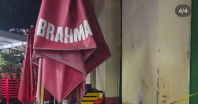 Beiral de telhado que caiu no Mercado das Tulhas no centro histórico de São Luís deixa duas portas interditadas