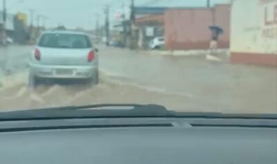 Com mais de 24 horas de chuvas, MA-201, na Estrada de Ribamar fica completamente alagada
