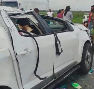 Óbito é registrado em Campo de Peris, após capotamento de uma caminhonete