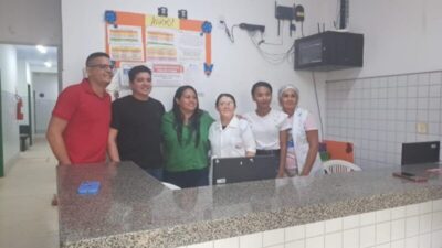 Hoje, sábado, o vereador Fik Fik esteve na Unidade Básica de Saúde (UBS) do Jardim Tropical juntos com os vereadores Alana,Nilton também,para realizar uma fiscalização dos serviços prestados à comunidade. A visita teve como objetivo verificar a qualidade do atendimento, a infraestrutura da unidade e garantir que os recursos públicos estivessem sendo aplicados corretamente.