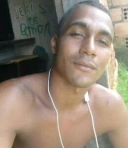 Corpo de homem é encontrado com marcas de golpes de faca no bairro Vila Vitória, em São Luís do Maranhão