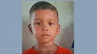 Criança de sete anos morre ao sofrer choque elétrico próximo a poço