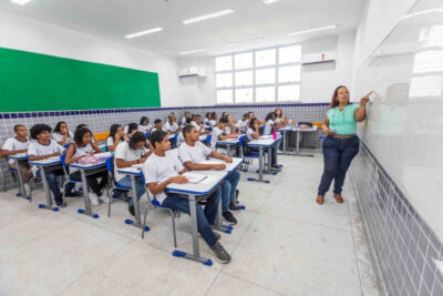 STF julga alcance do Piso Nacional do Magistério e pode redefinir salários de professores