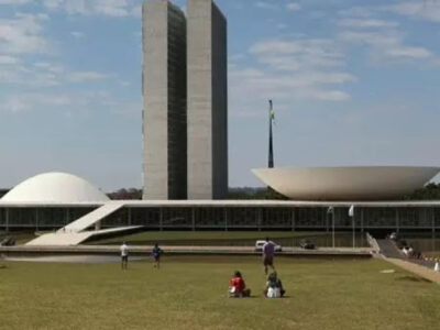 Eleições para presidente na Câmara e no Senado acontecem neste sábado