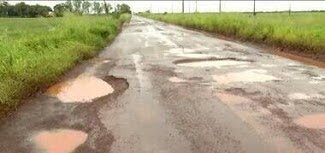 MARANHENSE  Estrada que liga Santa Helena a Pinheiro vive as piores condições  Motoristas reclamam d…