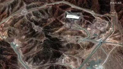 EUA atacam instalações iranianas mas fontes do país dizem que elas foram esvaziadas Alvos atingiram…