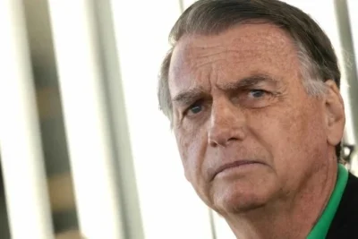 Bolsonaro é alvo de operação da PF e Alexandre de Moraes determina uso de tornozeleira