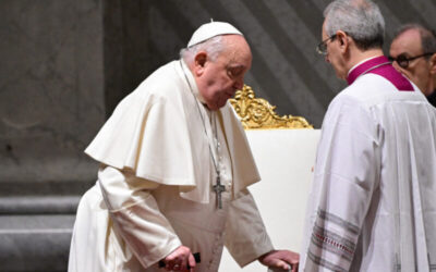 Papa Francisco é hospitalizado em Roma