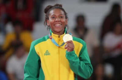 Campeã de tudo, Rafaela Silva será a porta-bandeira do Brasil na cerimônia de encerramento do Pan