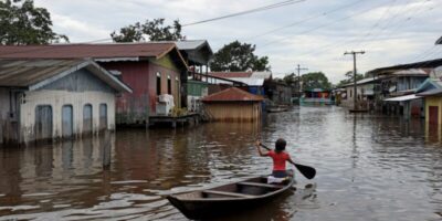 Cheia de rios no Amazonas atinge 133 mil famílias