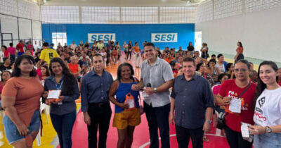Deputado Ariston realiza entrega de óculos em parceria com a Secretaria de Estado da Saúde