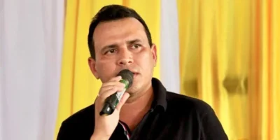 Justiça multa candidato em R$ 25 mil por propaganda antecipada