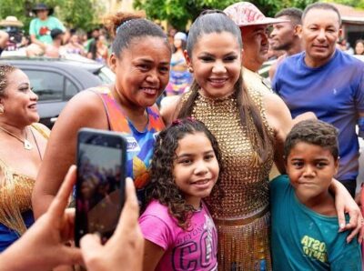 Mega Bloco da deputada  Solange Almeida arrasta multidão em Santa Inês