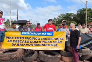 Governo avança com obras na MA-014, mas protesto liderado por figura polêmica tenta manipular população da Baixada.