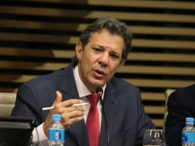 Haddad busca apoio de senadores para PEC de corte de gastos