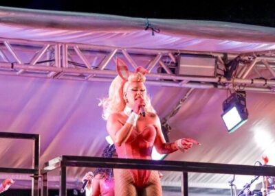 Glória Groove, Xanddy Harmonia e Ávine Vinny agitaram o circuito Vem Pro Mar no segundo dia de Carnaval