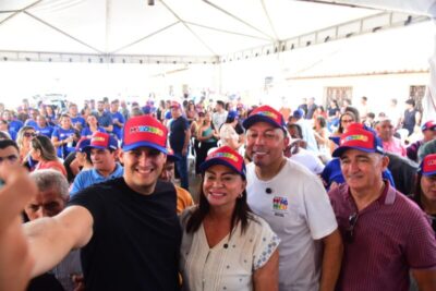 Orleans Brandão inaugura três quadras poliesportivas em Arari