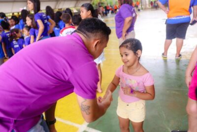Raimundo Penha promove Páscoa para crianças do Superação Kids
