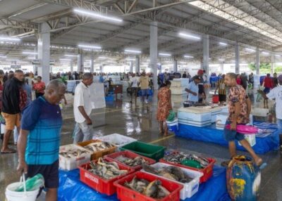 Entreposto Pesqueiro do Maranhão funciona de terça a domingo e fortalece cadeia de pescados no estado