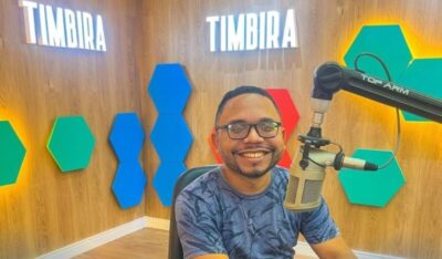 Ruan Balzac no comando do Programa Missão Católica na Rádio Timbira FM 95,5