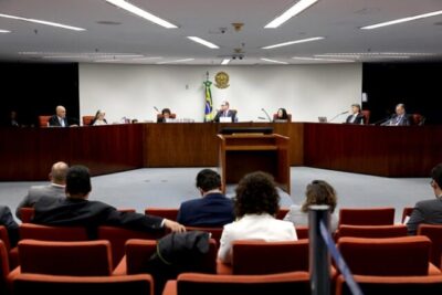 Por unanimidade, STF torna réus sete golpistas do núcleo da desinformação de Bolsonaro