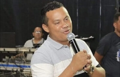 Prefeito é abordado por assaltante e feito refém em veículo