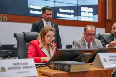 Deputada Iracema Vale confirma prorrogação do prazo para emissão sem reajuste do licenciamento de veículos