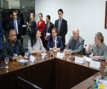 Presidente da FAMEM participa de Reuniões na sede da CNM e no Palácio do Planalto, na véspera da abertura oficial da Marcha dos Prefeitos
