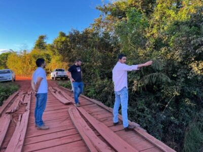 Prefeito tem bens bloqueados por suspeitas de superfaturamento em obra não concluída