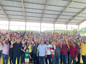 Prefeita Fabiana Mendes entrega Quadra Poliesportiva Wladimir Barbosa Uchôa devidamente reformada em Presidente Vargas