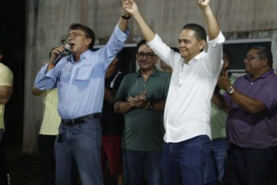 Santa Helena: Ex-prefeito Dr. Lobato reúne multidão para declarar apoio a Josinaldo Moraes