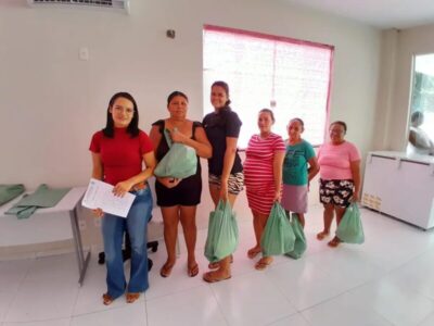 SEADES e CRAS realizam entrega de alimentos às famílias acompanhadas pelo PAIF