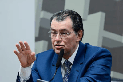 Relator da reforma tributária lê parecer com previsão de mais dinheiro para os estados