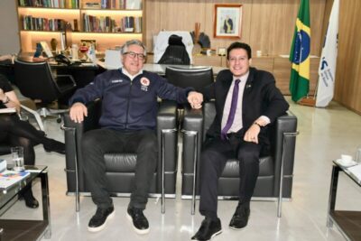Em Brasília, governador em exercício, Felipe Camarão, dialoga sobre ações da saúde, para municípios maranhenses