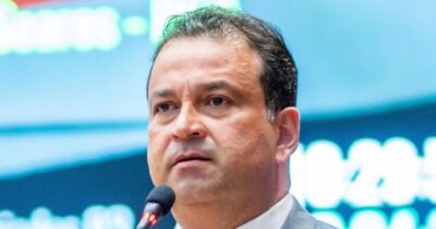 Adelmo Soares afirma que “PCdoB devia entregar os cargos que tem no governo”