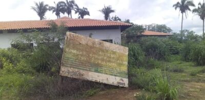 UMA GRANDE CONSTRUÇÃO ESTA ABANDONADA NO POVOADO BOA VISTA EM PASSAGEM FRANCA -MA