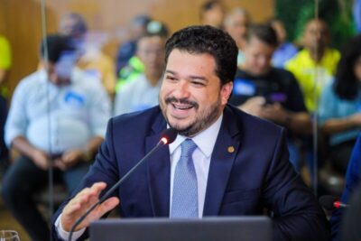 Aprovado Projeto de Lei que institui premiação para alunos destaque na rede municipal