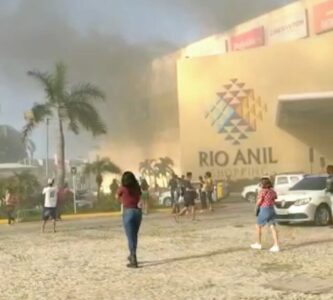 Incêndio no Shopping Rio Anil