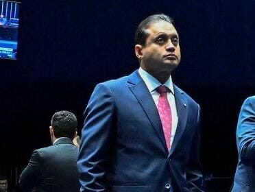 Senador Weverton se solidariza com a ministra Marina Silva