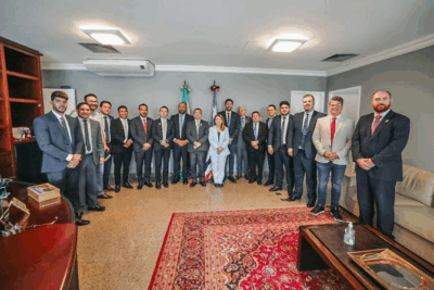 Iracema Vale firma parceria para instalação de posto do TRE na Alema