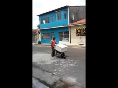MICAL ARRANCA CASCA DE CAMARÃO