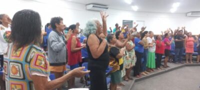 Evento de confraternização com desafios de leitura encerra o 1° Semestre da Alfabetização dos idosos no Iema de SLP