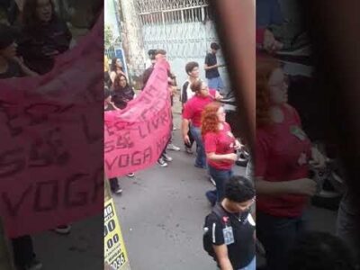 TE SEGURA BRAIDE : ESTUDANTES NAS RUA GRITANDO “SE O PASSE LIVRE NÃO PASSAR A CATRACA EU VOU QUEBRAR”
