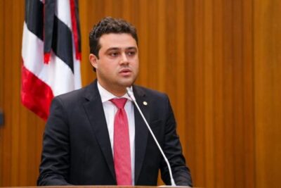 Leandro Bello repercute violência nas escolas e destaca inauguração de obras em Timon